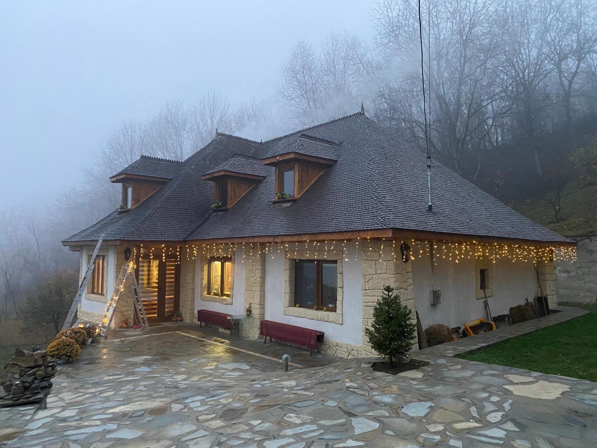 Casa Cu Sindrila Villa Vălenii de Munte Eksteriør billede