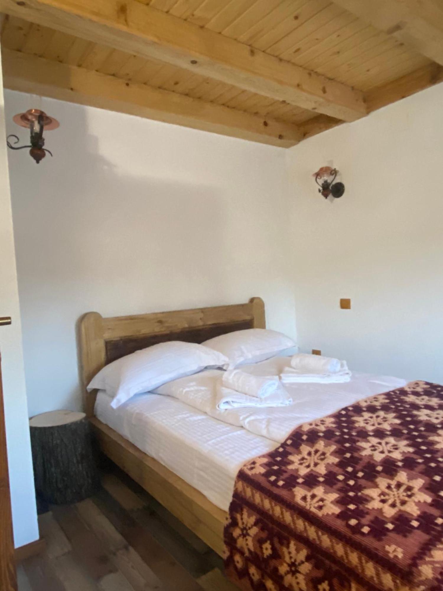 Casa Cu Sindrila Villa Vălenii de Munte Eksteriør billede